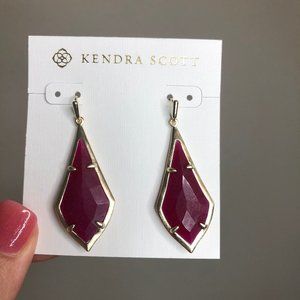Kendra Scott Olivia Gold Drop Earrings